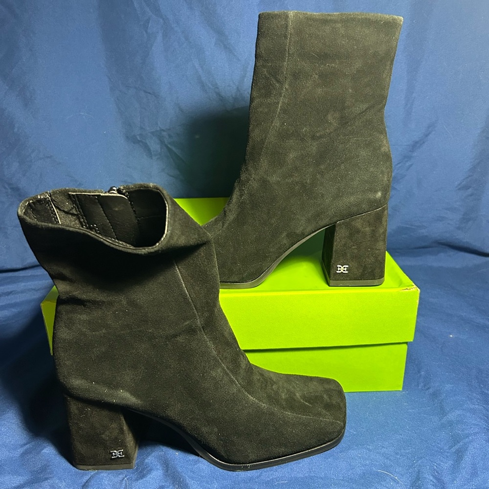 SAM EDELMAN- MAYAL, BLACK SUEDE, 5.5 women sw